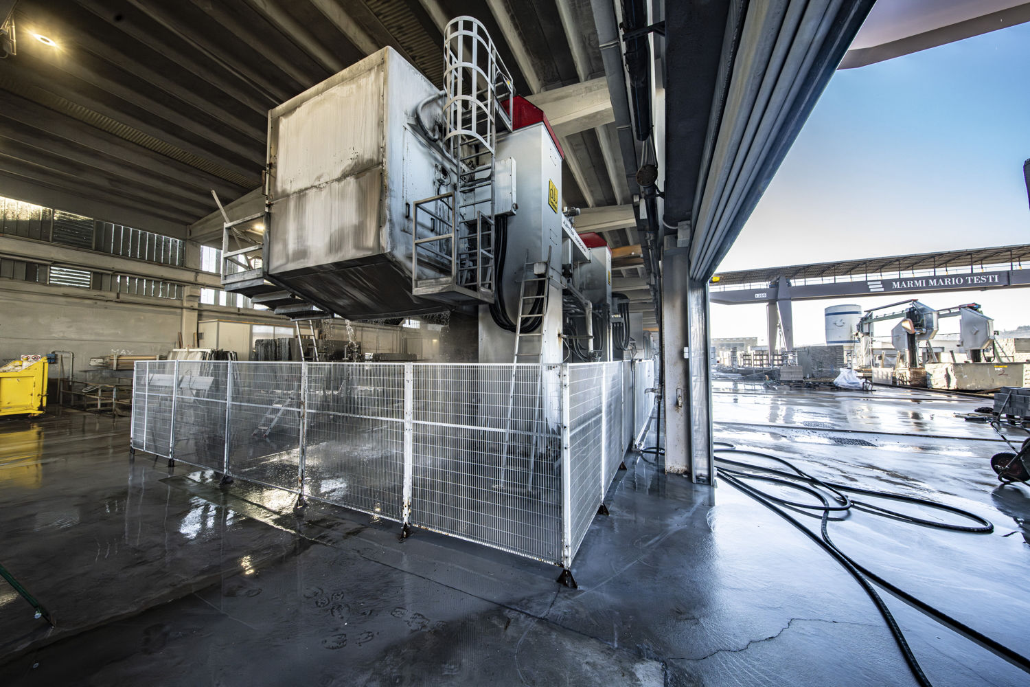 Vista panoramica segheria granito e quarzite