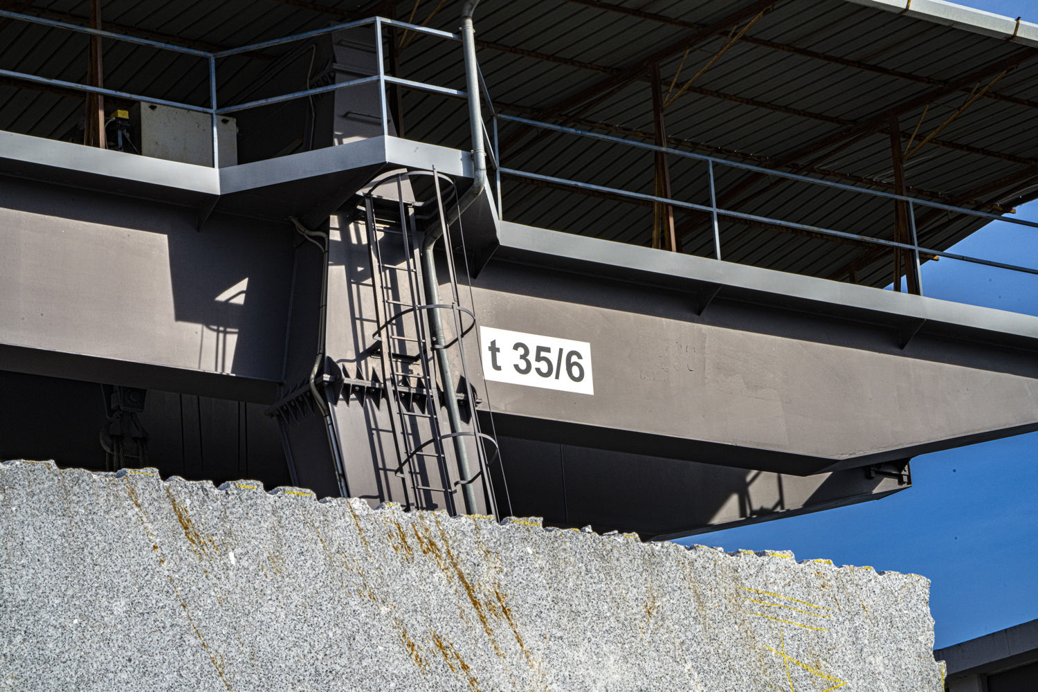 Portata gru 35 tonnellate